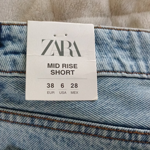 Zara Mid Rise Jean Shorts - Picture 8 of 13
